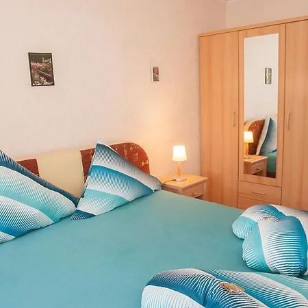 Holiday home Hochwertiges Steffi Mit Terrasse By Interhome *