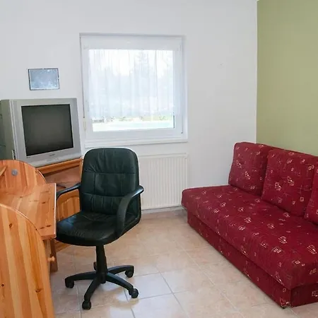 Tatil Evi Hochwertiges Steffi Mit Terrasse By Interhome *