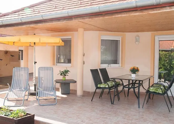 Дом отдыха Hochwertiges Steffi Mit Terrasse By Interhome *